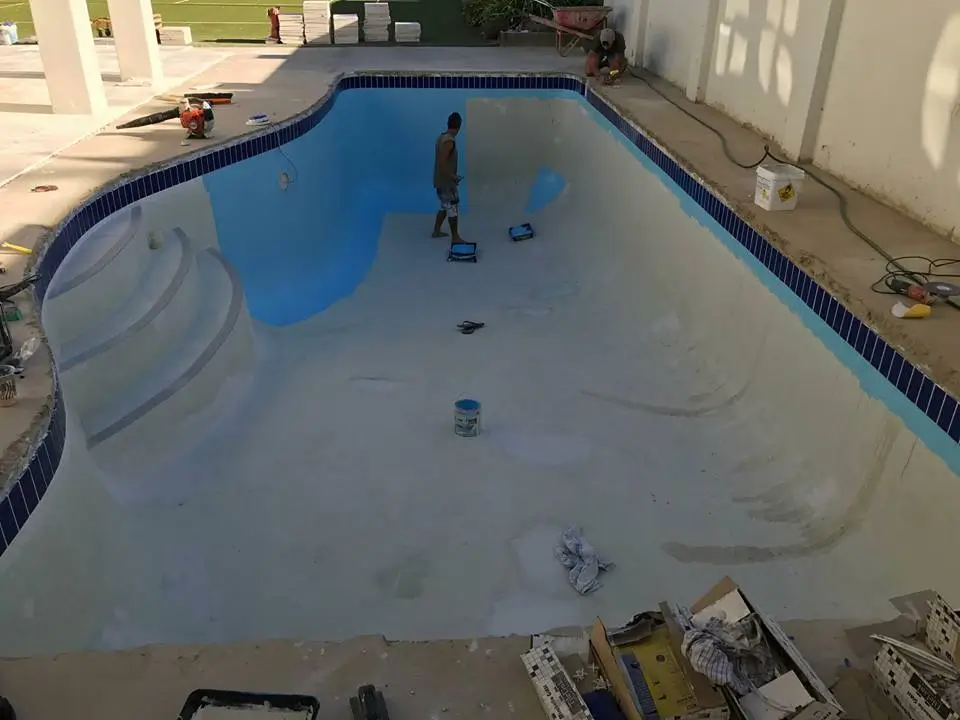 fibreglass pool painting adelaide